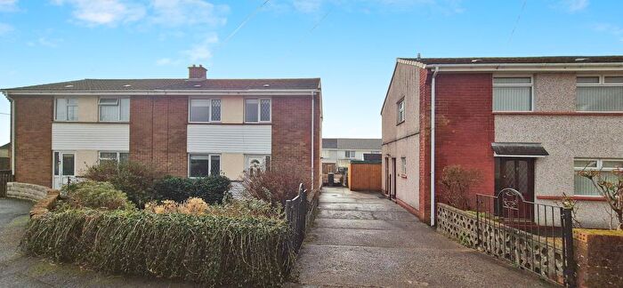 3 Bedroom Property To Rent In March Hywel, Cilfrew, Neath, SA10