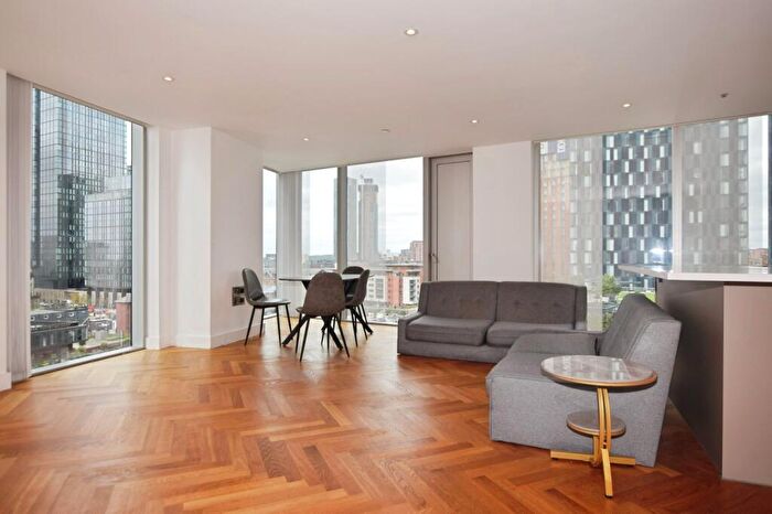3 Bedroom Flat To Rent In South Tower, Deansgate Square, Owen Street, Manchester, M15