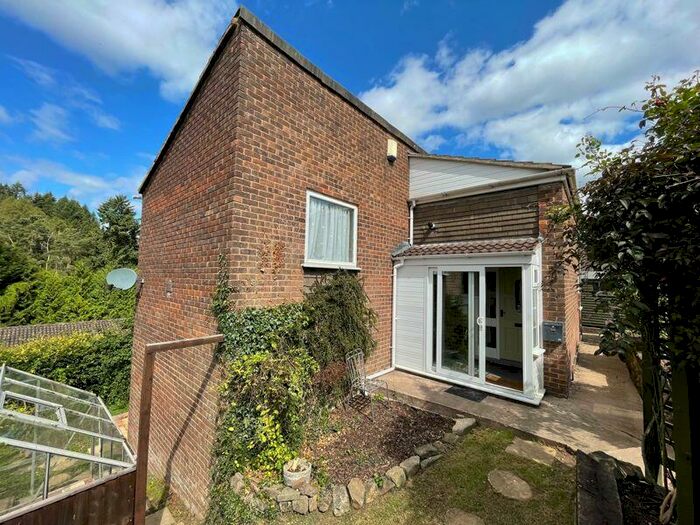 3 Bedroom Detached House For Sale In Bells Place, Ruspidge, GL14