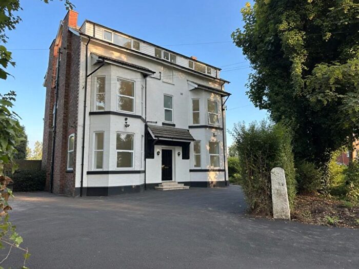 2 Bedroom Flat To Rent In Cheadle Old Road, Stockport, SK3