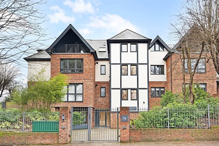 2 Bedroom Flat To Rent In Chislehurst Road, BR7