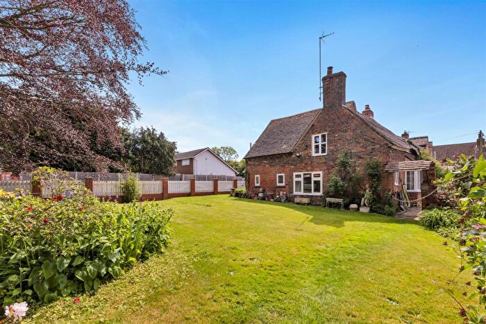 5 Bedroom Detached House For Sale In Norton Hill, Austrey, CV9