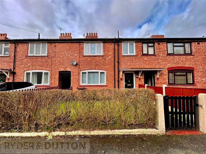 3 Bedroom Town House To Rent In Ascot Road, Newton Heath, Manchester, M40