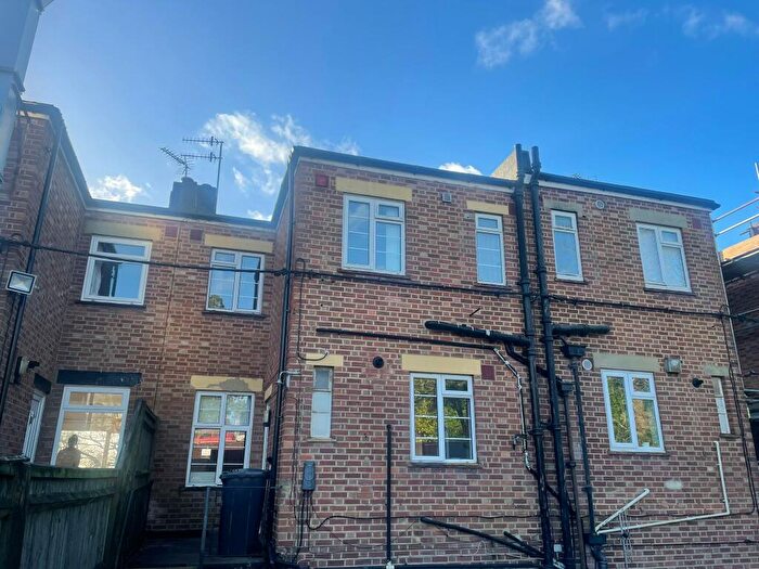 2 Bedroom Flat To Rent In South Road, Haywards Heath, RH16