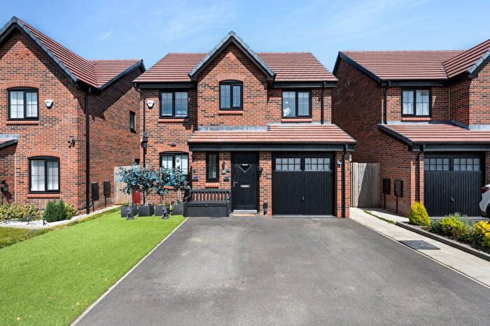 4 Bedroom Detached House For Sale In Hercules Road, Lostock, BL6