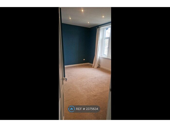 2 Bedroom Flat To Rent In Harland Cottages, Glasgow, G14
