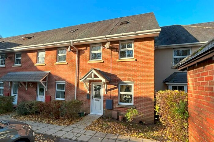 3 Bedroom Terraced House To Rent In Wimborne, BH21