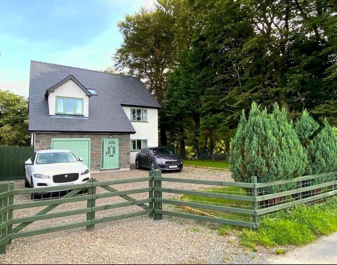 5 Bedroom Detached House For Sale In Awel-Yr-Afon, Abbey Road, Pontrhydfendigaid, Ystrad Meurig, Ceredigion, SY25