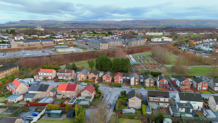 3 Bedroom Detached House To Rent In The Leys, Bishopbriggs, Glasgow, G64