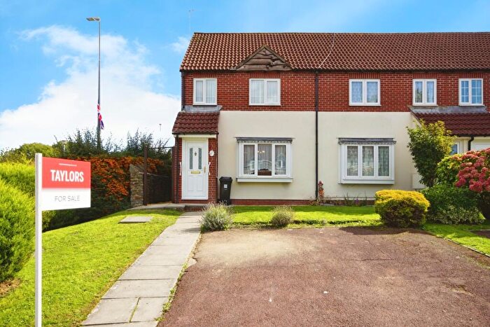 3 Bedroom End Of Terrace House For Sale In The Wickets, Kingswood, Bristol, Gloucestershire, BS15