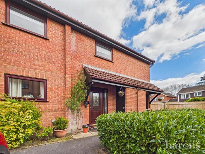 1 Bedroom Maisonette For Sale In Guinea Court, Chineham, Basingstoke, RG24