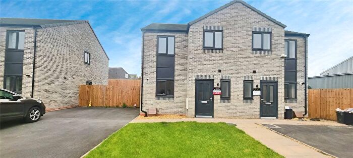 3 Bedroom Semi-Detached House To Rent In Sanderling Close, Carlisle, Cumbria, CA2