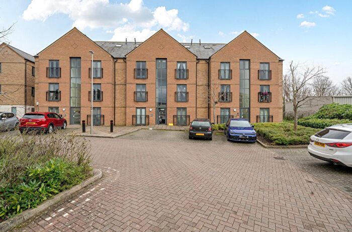 2 Bedroom Flat For Sale In Felsted, Caldecotte, Milton Keynes, MK7