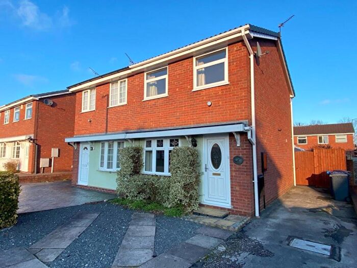 2 Bedroom Semi-Detached House To Rent In Harlech Way, Stretton, Burton-On-Trent, DE13