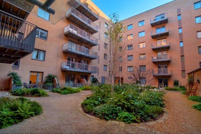 3 Bedroom Flat To Rent In Apartment, York, YO1