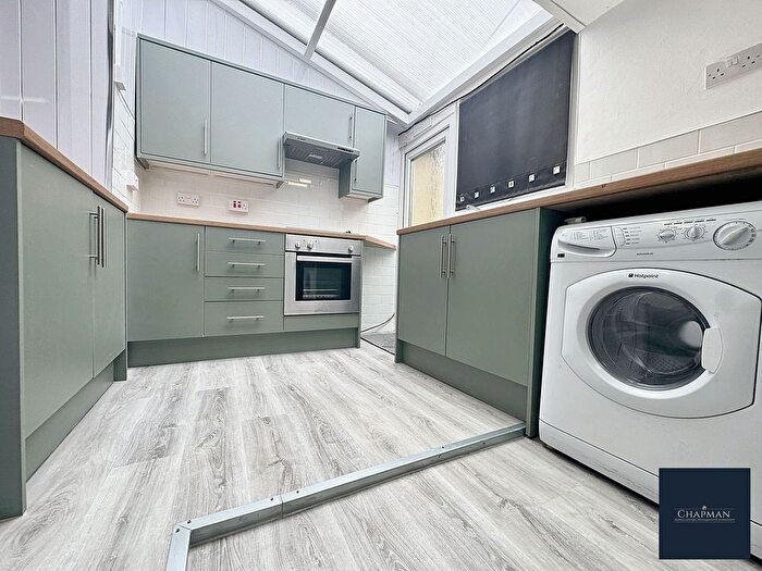 3 Bedroom Terraced House For Sale In Deri Terrace, Tylorstown, CF43