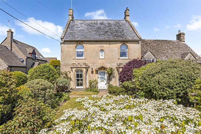 3 Bedroom House For Sale In Fulbrook, Burford, OX18