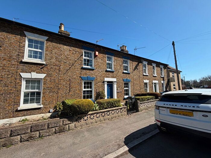 2 Bedroom Terraced House For Sale In Albion Road, Broadstairs, CT10