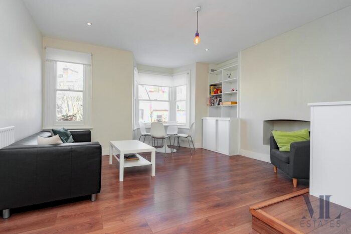 2 Bedroom Flat To Rent In Ravenshaw Street, West Hampstead, NW6