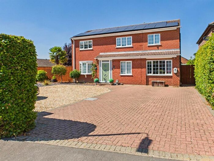 4 Bedroom Detached House For Sale In St Leonards Avenue, Woodhall Spa, LN10