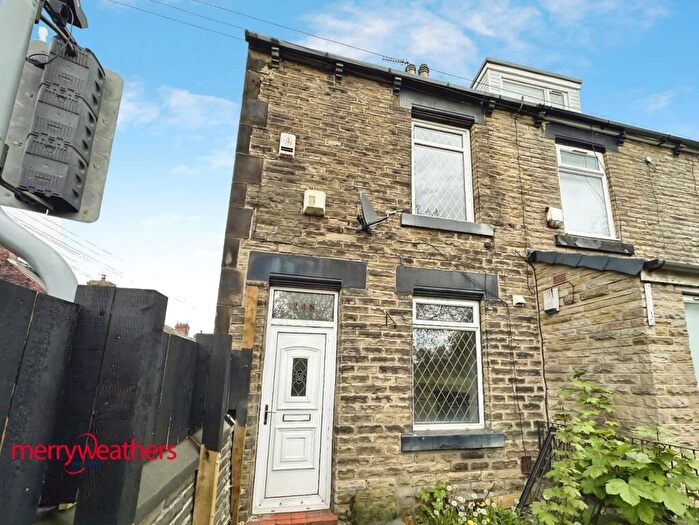 2 Bedroom End Of Terrace House To Rent In Doncaster Road, Barnsley, S70