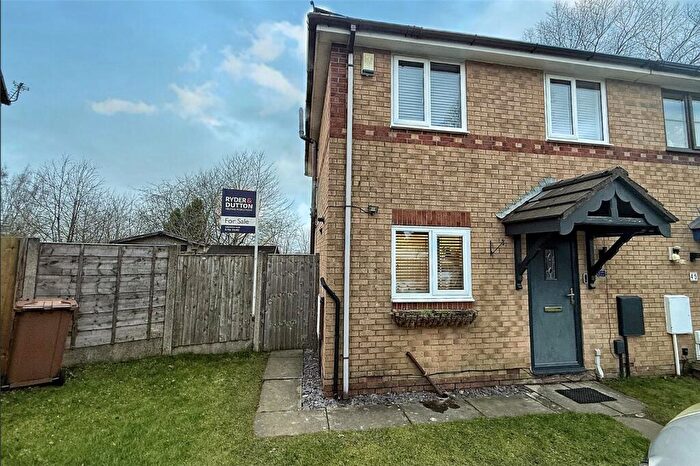 3 Bedroom Semi-Detached House For Sale In Dobbin Drive, Kirkholt, Rochdale, Greater Manchester, OL11