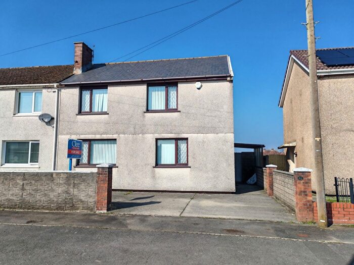3 Bedroom Semi-Detached House For Sale In Farm Drive, Port Talbot, Neath Port Talbot., SA12