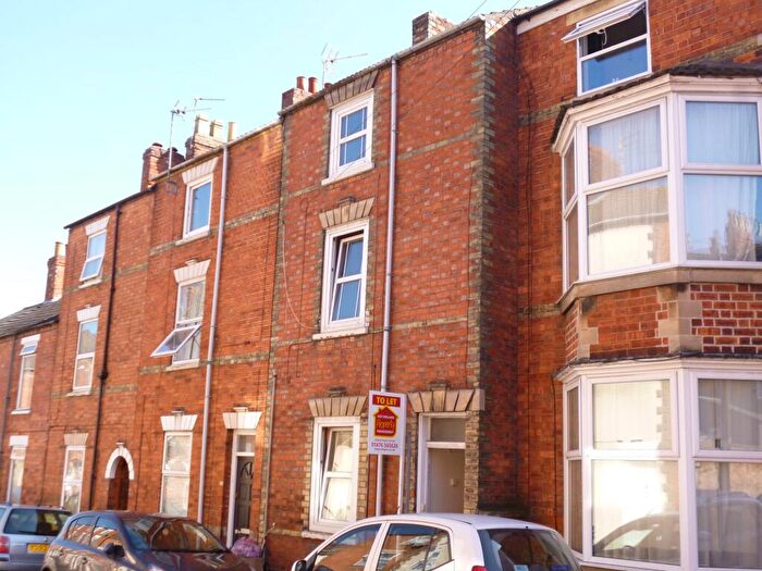 2 Bedroom Flat To Rent In Oxford Street, Grantham, NG31