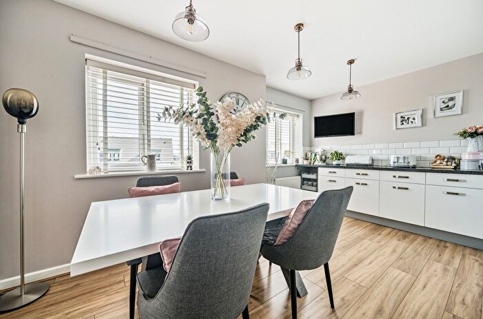 3 Bedroom Semi-Detached House For Sale In Cornflower Close, Paignton, Devon, TQ4