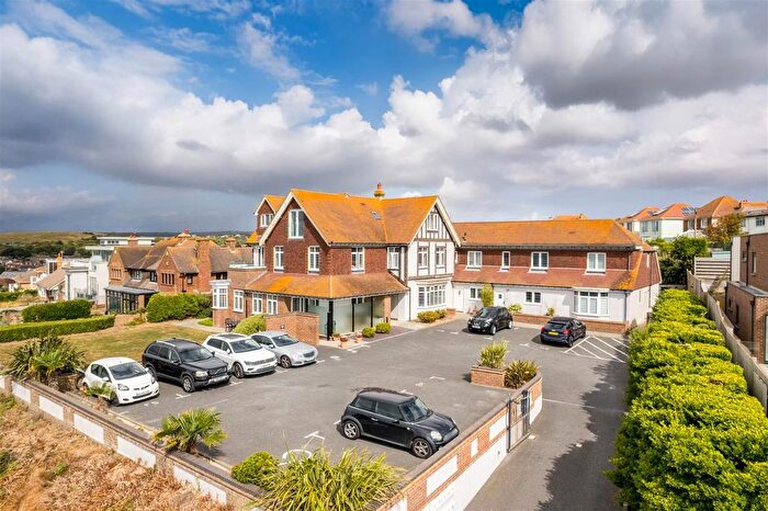 2 Bedroom Flat For Sale In Marine Drive, Rottingdean, BN2