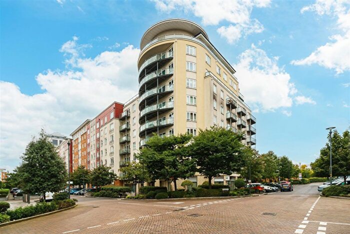 1 Bedroom Flat For Sale In Ascent House, Beaufort Park, Colindale, NW9