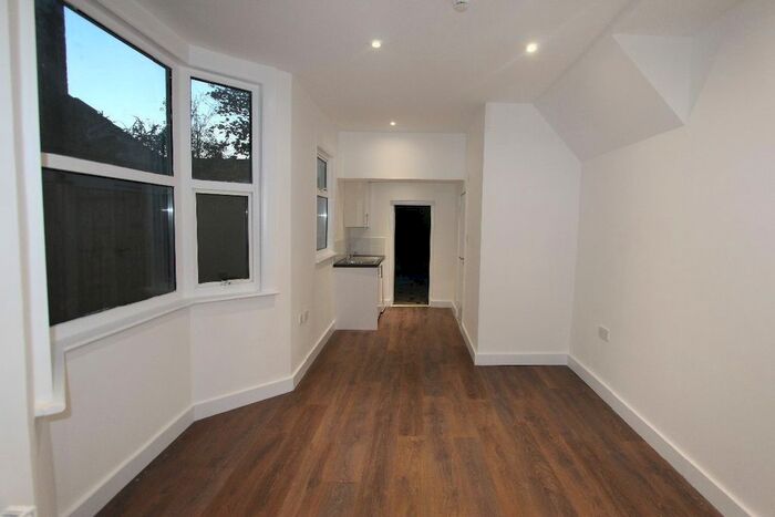 Studio To Rent In Derby Road, Enfield, EN3