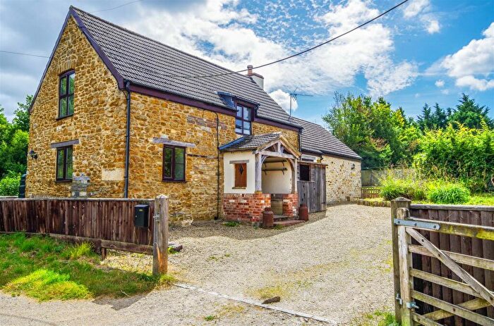 3 Bedroom Cottage To Rent In North Nibley, GL11