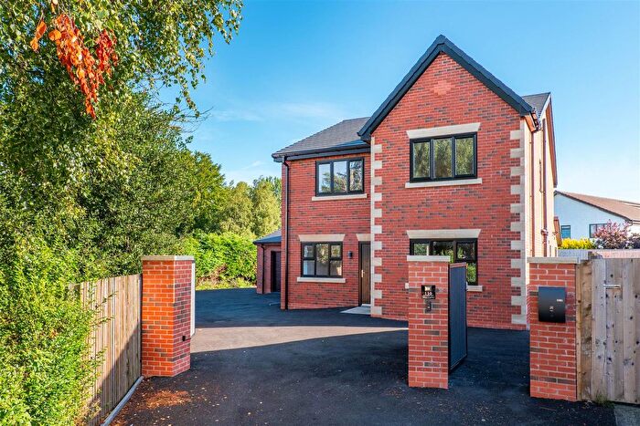 5 Bedroom Detached House For Sale In Bent Lane, Leyland, PR25
