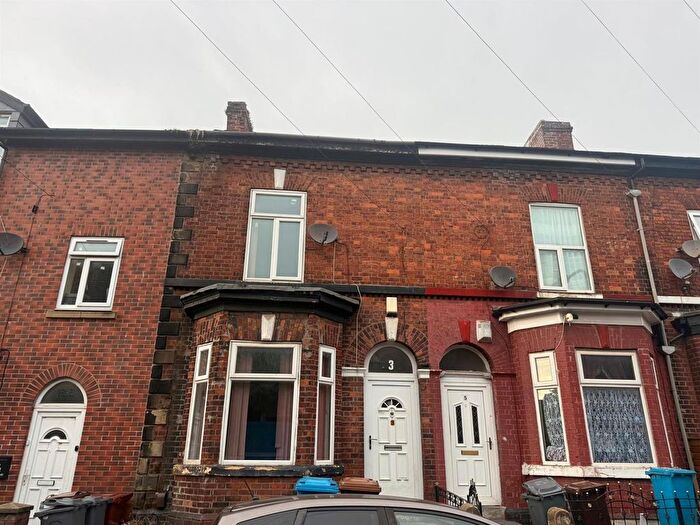 4 Bedroom Terraced House To Rent In Barlow Road, Levenshulme, M19