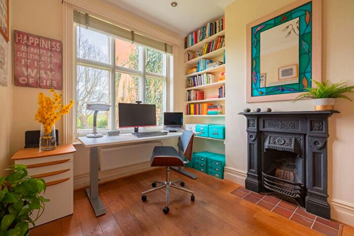 4 Bedroom Detached House For Sale In Berwick, Polegate, BN26