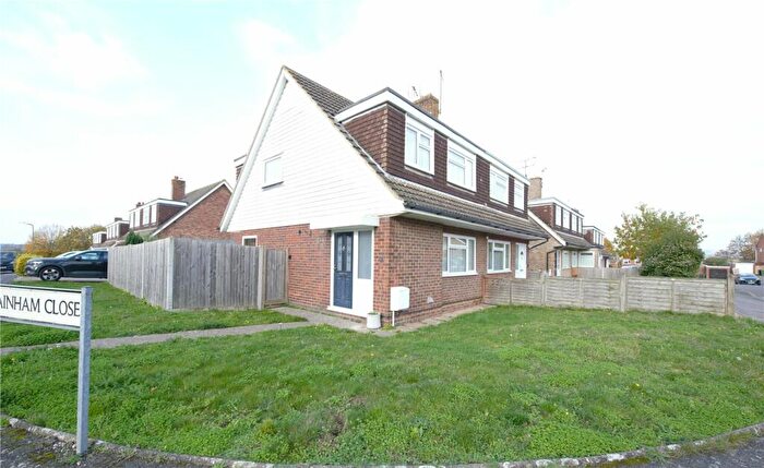 3 Bedroom Semi-Detached House To Rent In Rainham Close, Maidstone, ME15