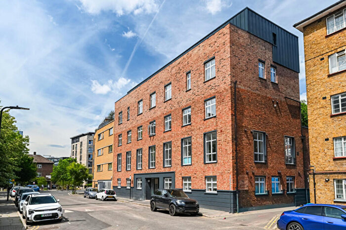 1 Bedroom Flat For Sale In Fanshaw House, Hackney, London, N1
