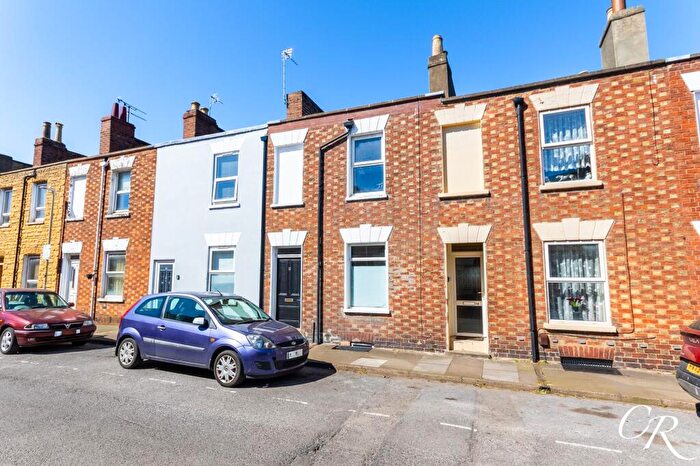 2 Bedroom Terraced House For Sale In Albert Street, Cheltenham, GL50