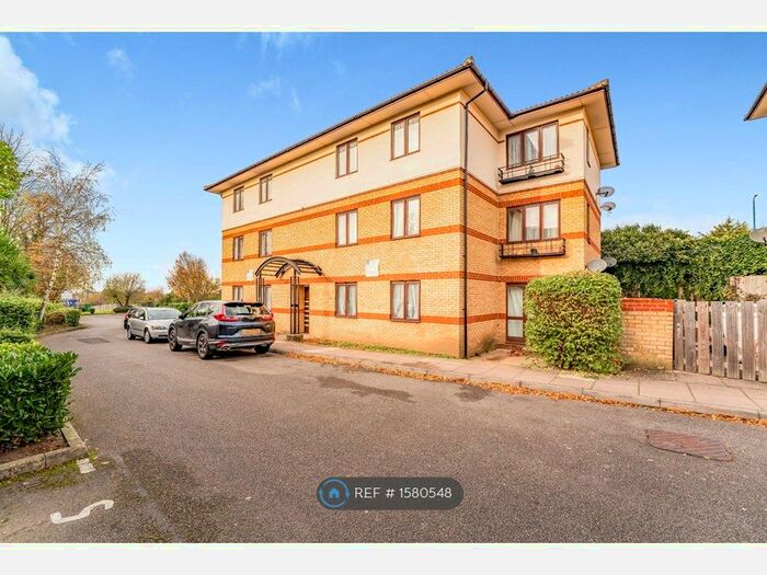 2 Bedroom Flat To Rent In Hollydale Close, Northolt, UB5