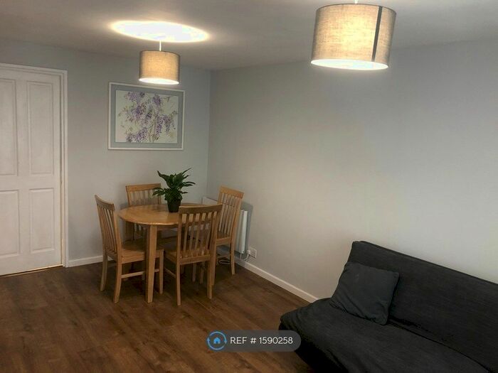 1 Bedroom Flat To Rent In The Mount, Guildford, GU2
