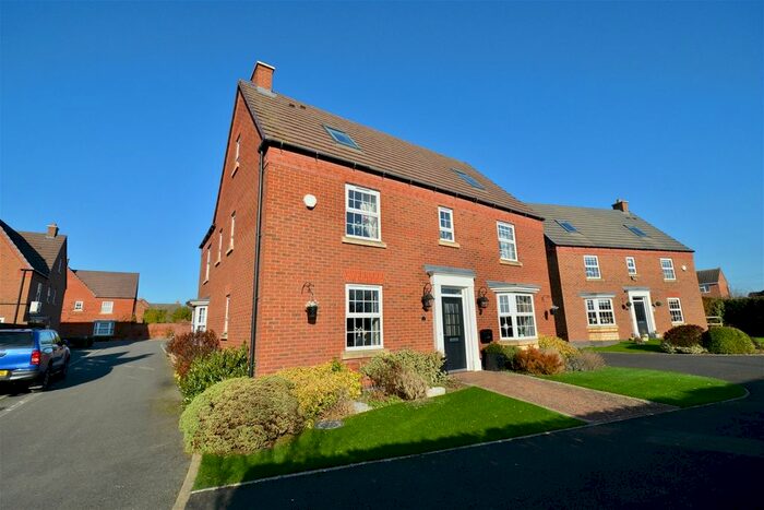 6 Bedroom Detached House For Sale In Herdwick Drive, Honeybourne, Evesham, WR11