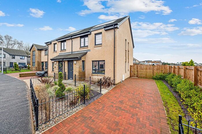 3 Bedroom Semi-Detached House For Sale In Orchid Park, Plean, FK7