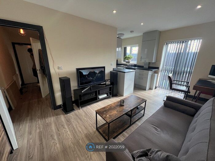 1 Bedroom Flat To Rent In Burgess Road, Leicester, LE2