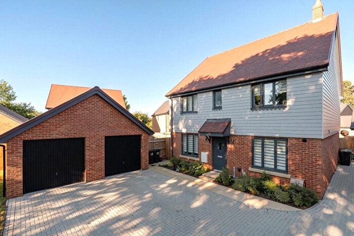 4 Bedroom Detached House For Sale In The Stirrups, Barming, Maidstone, ME16