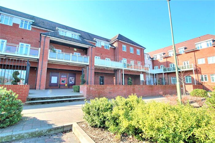 1 Bedroom Flat For Sale In Jubilee Drive, Church Crookham, Fleet, GU52