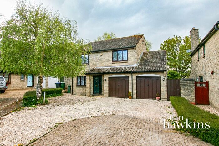 4 Bedroom Detached House To Rent In Sheppards Rise, Brinkworth, SN15