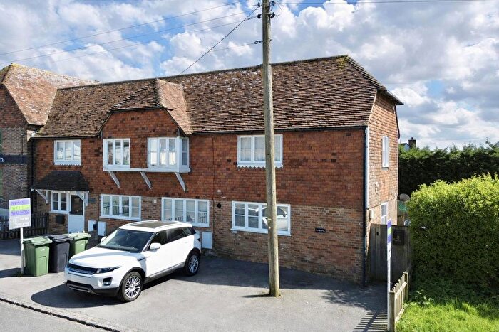 3 Bedroom End Terrace House For Sale In Cripps Corner Road, Staplecross, TN32