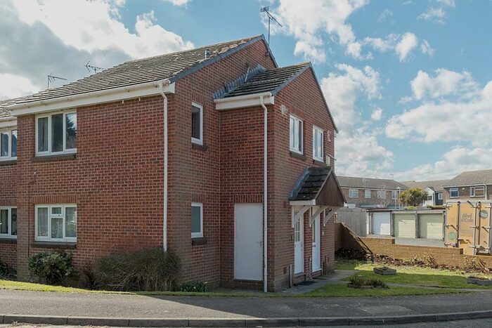 1 Bedroom House To Rent In Harrier Drive, Sittingbourne, Kent, ME10