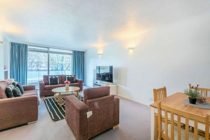 1 Bedroom Flat To Rent In Grove End Road, St John's Wood, London, NW8